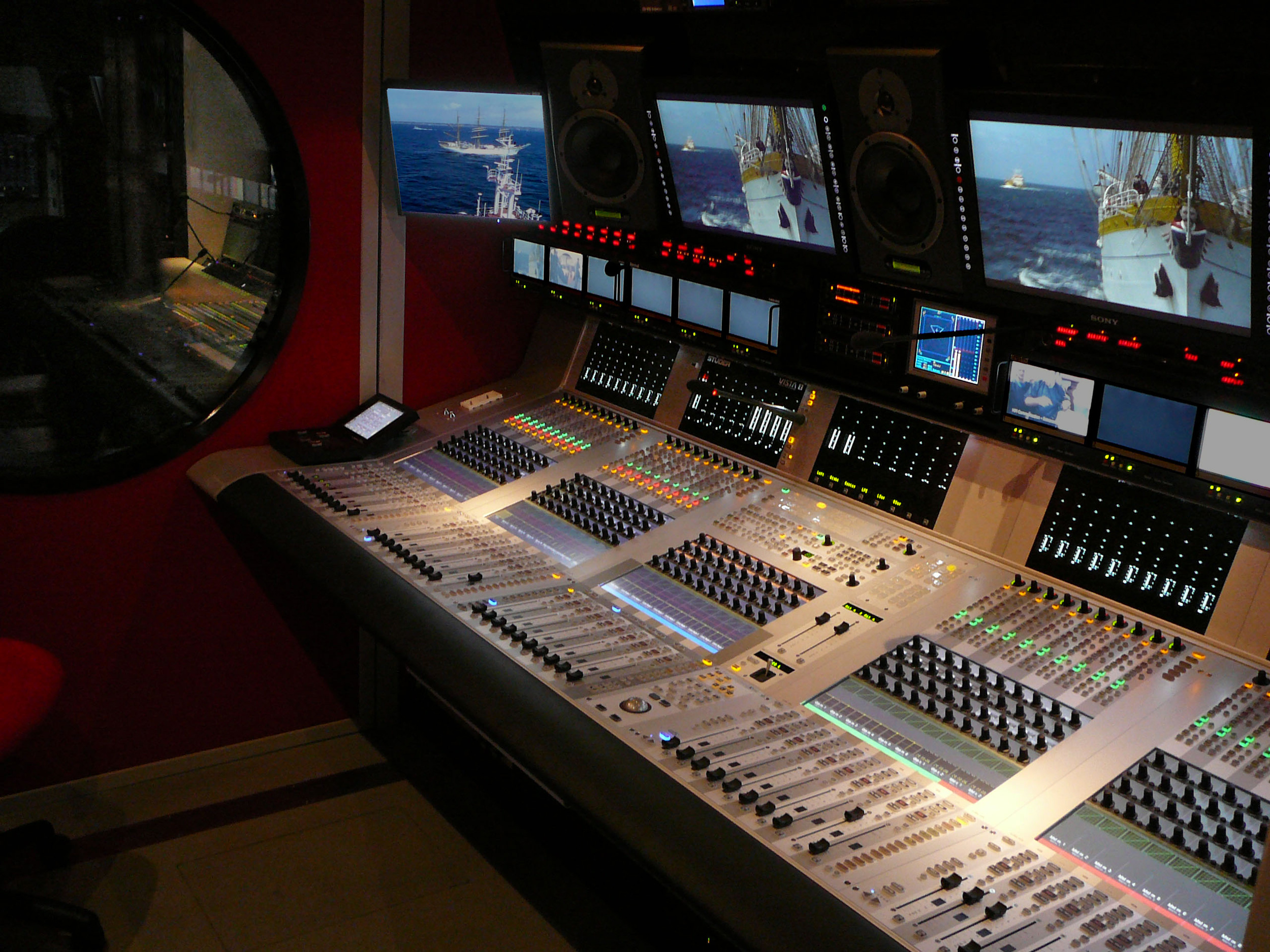 Mobile studio – OB Van